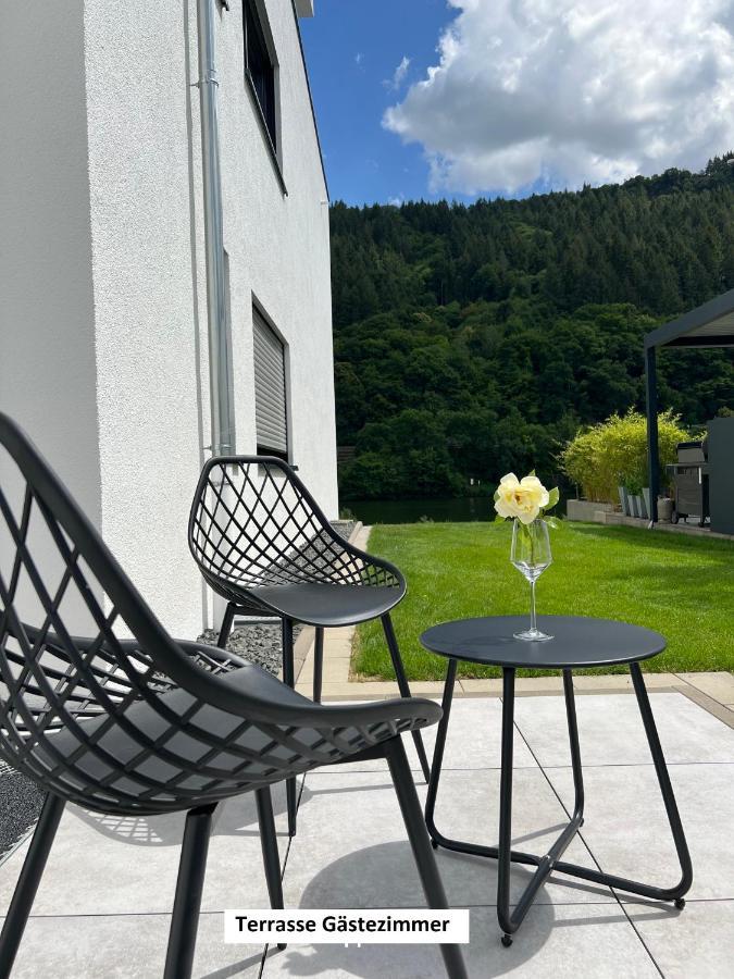 "Auslese 54" -Direkt Am Moselufer- Gaestezimmer & Ferienwohnung Трабен-Трарбах Екстер'єр фото